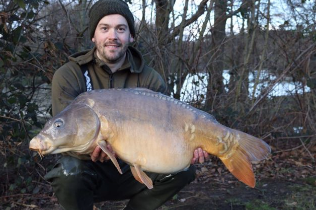 38lb 8oz Temple Mirror 2
