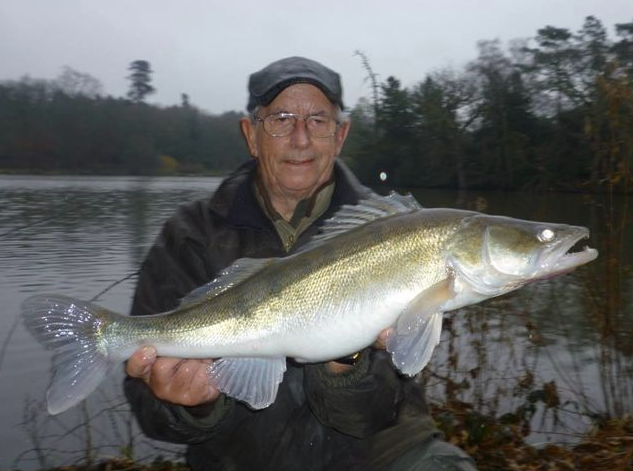 Mike Holcombe 8lb 2oz