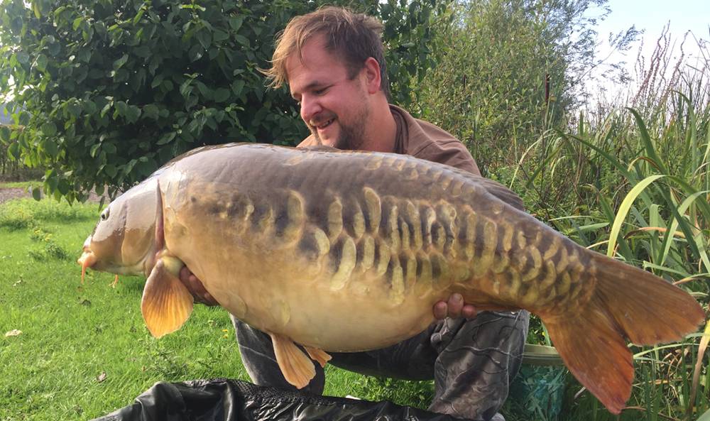 Matt White with The Double Row Linear at 37 lb 6 oz 1