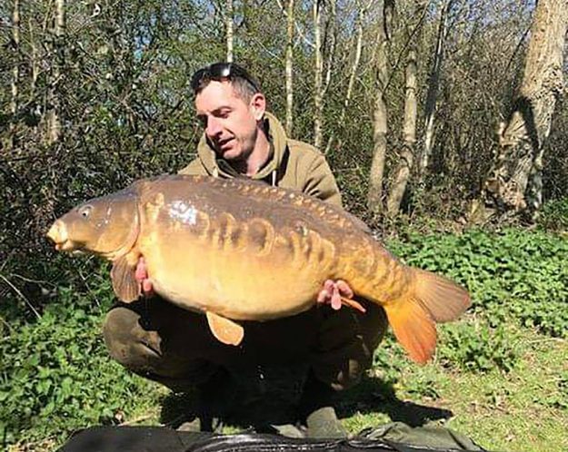 Aaron Warner with Nemo at 45 lb 8 oz copy